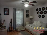 2004 SKYL  Home
