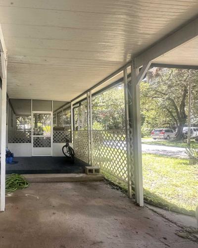 Photo 6 of 27 of home located at 9909 SE Hwy. 314   Lot #C07 Silver Springs, FL 34488