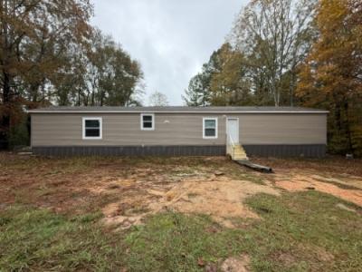 Mobile Home at 427 Garrett Rd N Florence, MS 39073