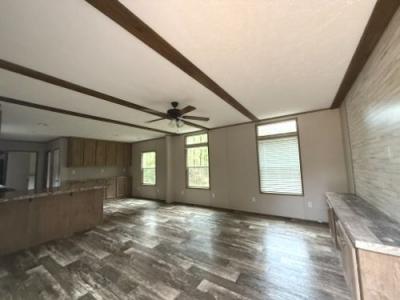 Photo 3 of 17 of home located at 427 Garrett Rd N Florence, MS 39073