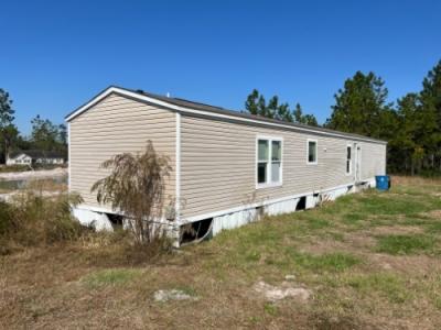 Mobile Home at 393 Crossing Way Rd Nahunta, GA 31553