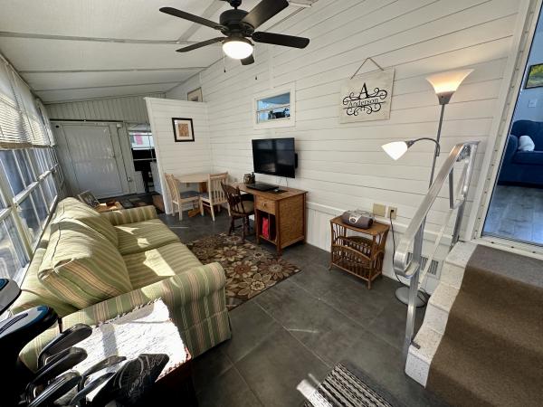 1992 CHAR N/A Mobile Home