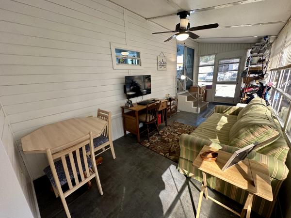 1992 CHAR N/A Mobile Home