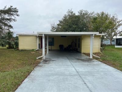 Mobile Home at 1205 Lake Drive Grand Island, FL 32735