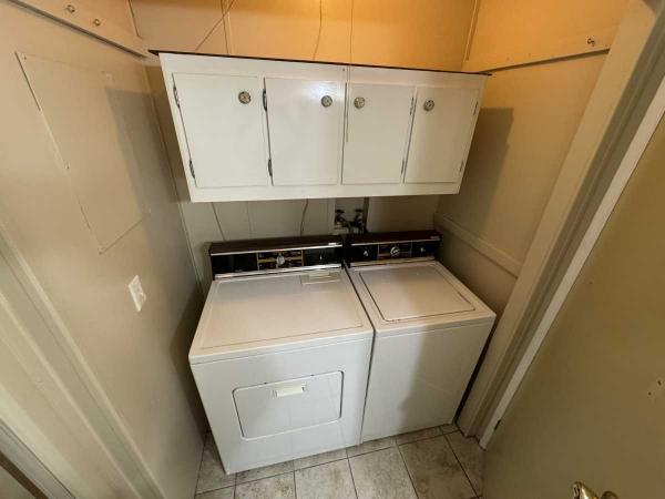 1986 Manufactured Home