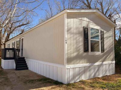 Mobile Home at 7331 45th St. Lubbock, TX 79416