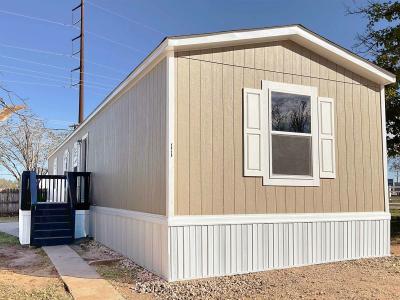 Mobile Home at 7331 45th St. Lubbock, TX 79416