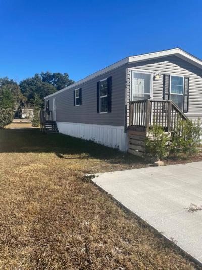 Mobile Home at 5431 NE 35th St Lot 88 Silver Springs, FL 34488