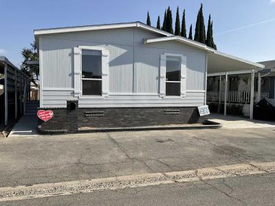 Mobile Home at 205 Saquoia Way Santa Ana, CA 92703