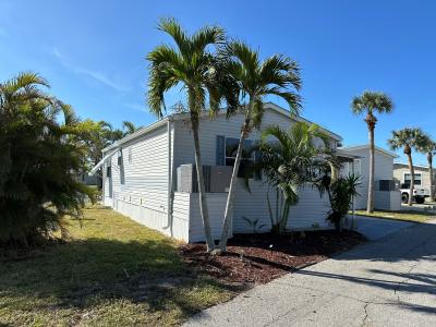 Photo 3 of 20 of home located at 513 Red Deer Fort Myers Beach, FL 33931