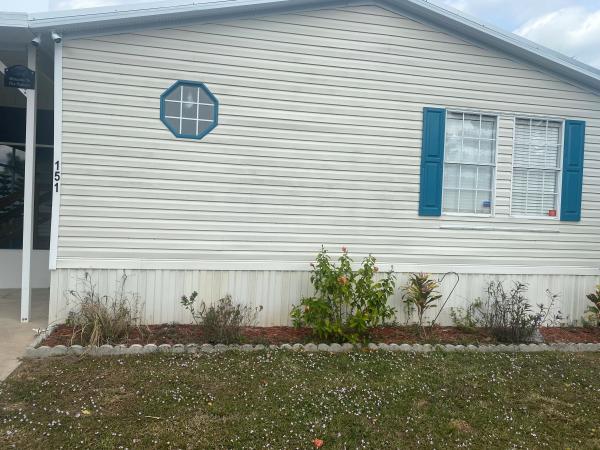 2005 LIFE FLFL570A/B32343LF31 Mobile Home