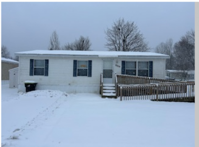 Mobile Home at 2209 Country Acres Cadillac, MI 49601