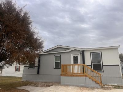 Mobile Home at 5210 Woodlake Trails San Antonio, TX 78244