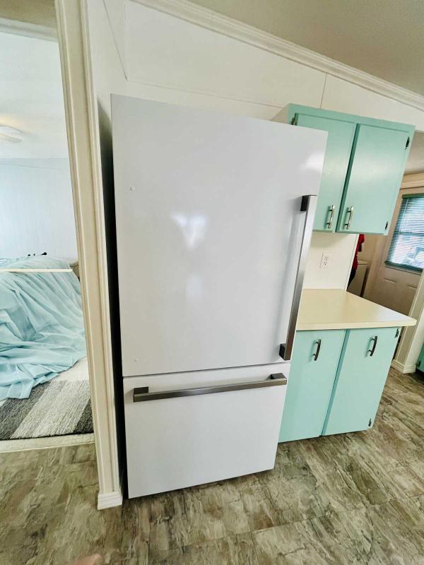 1986 Meri Manufactured Home