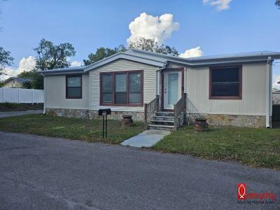 Mobile Home at 243 Sun Court South Tampa, FL 33613