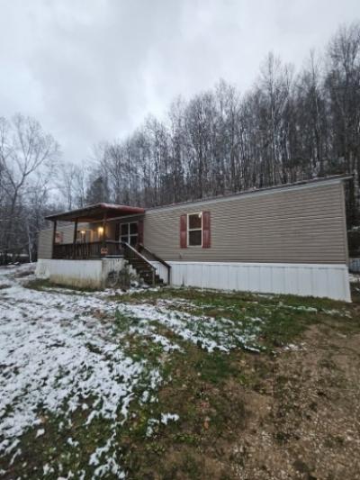 Photo 3 of 17 of home located at 6192 Daniel Boone Parkway Foster, WV 25081