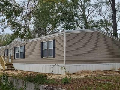 Mobile Home at 639 S Washington St Brookhaven, MS 39601