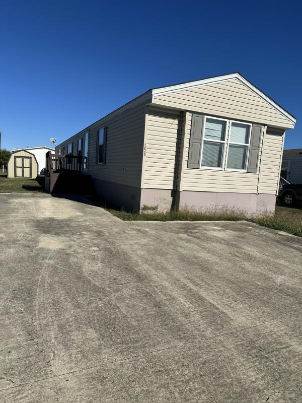 2009 Clayton Homes Mobile Home