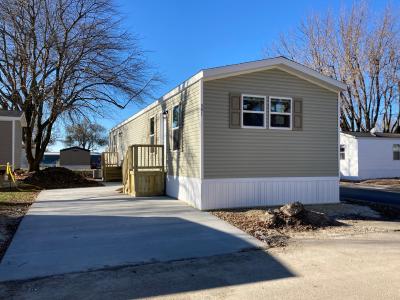 Mobile Home at 541 Stratford Lane Jacksonville, IL 62650