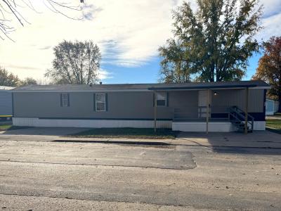 Mobile Home at 717 Serenity Lane Jacksonville, IL 62650