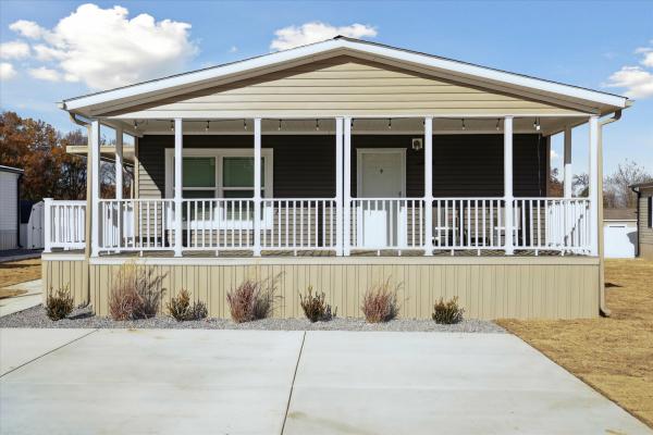 2024 Clayton 40 Savannah Living  Home