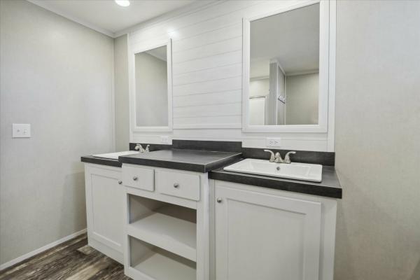 2024 Clayton 40 Savannah Living  Home