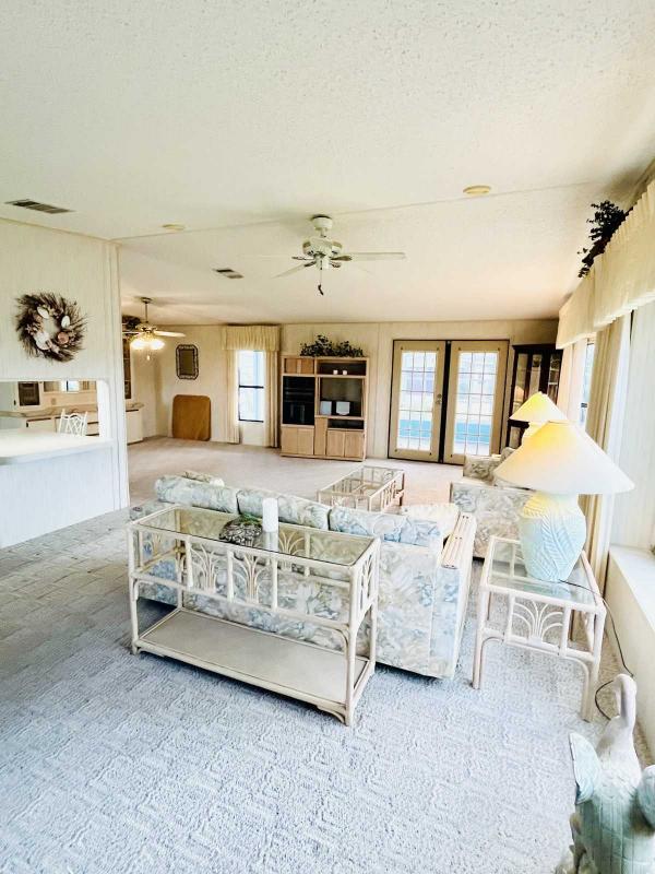 1989 Meri Manufactured Home