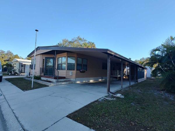 1985  Mobile Home For Sale