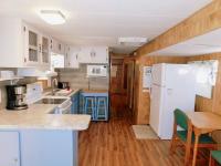 1983 Ledgerwood Manufactured Home