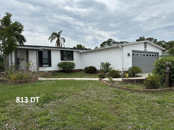 Photo 1 of 2 of home located at 813 Via Del Sol North Fort Myers, FL 33903