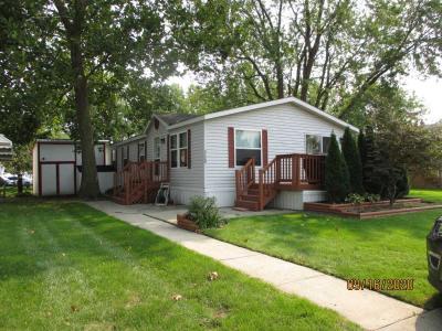 Mobile Home at 4729 Minster Ct. #482 Sterling Heights, MI 48310