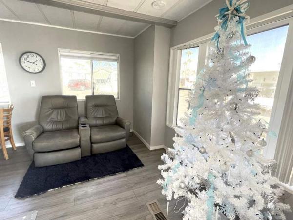 1984 Villa Manufactured Home
