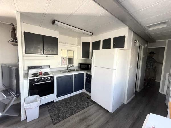 1984 Villa Manufactured Home