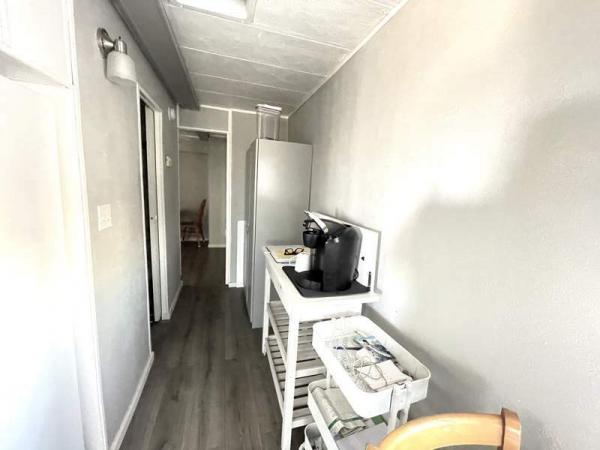 1984 Villa Manufactured Home