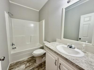 Photo 5 of 11 of home located at 20718 Plumeria Lane Groveland, FL 34736