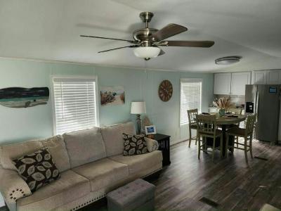 Photo 3 of 20 of home located at 54 Terrace Dr. Fruitland Park, FL 34731