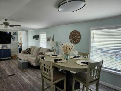 Photo 4 of 20 of home located at 54 Terrace Dr. Fruitland Park, FL 34731