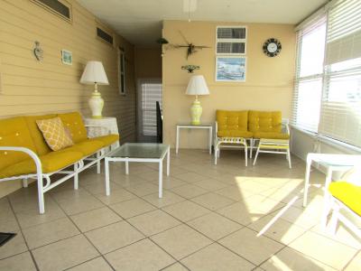 Mobile Home at 155 Emanus Court Lot 1213 Fort Myers, FL 33908