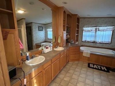 Mobile Home at 14 Longwood Circle Bath, PA 18014