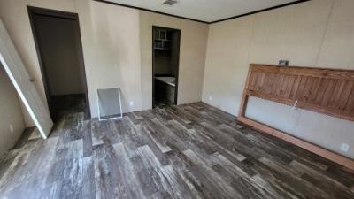Photo 3 of 13 of home located at 1441 Beachmont Dr Lake Charles, LA 70611
