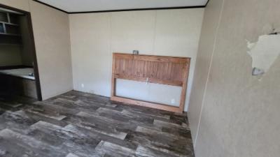 Photo 4 of 13 of home located at 1441 Beachmont Dr Lake Charles, LA 70611