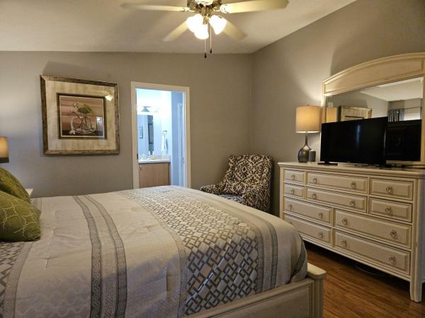 2005 Skyline 7216CT Mobile Home