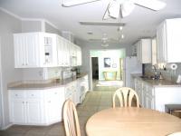 2005 Homes of Merit T16445 Mobile Home