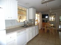 2005 Homes of Merit T16445 Mobile Home