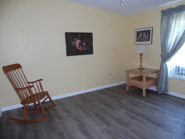 2005 Homes of Merit T16445 Mobile Home