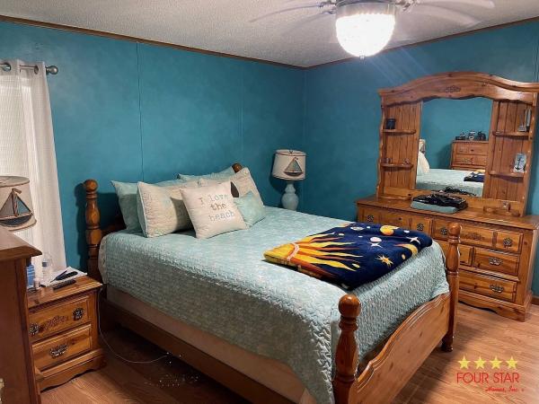 1990 PALM   Home