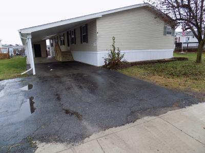 Mobile Home at 2284 N Timberview Dr Newport, MI 48166