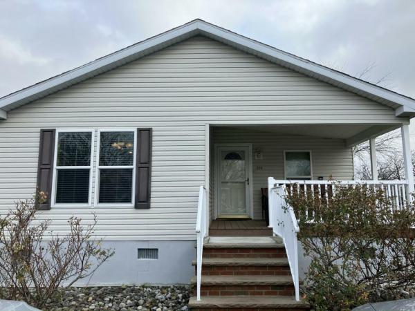 2011 Pine Grove Mobile Home For Sale