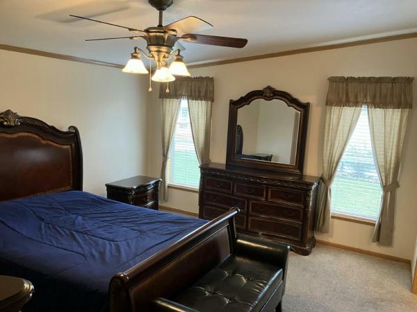 2011 Pine Grove Manufactured Home