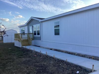 Mobile Home at 198 Alhambra Dr San Marcos, TX 78666